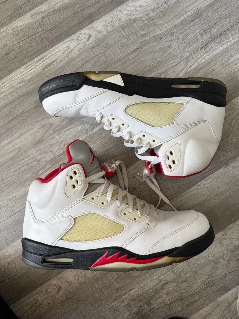 Retro 5 Jordan’s (Size 14)